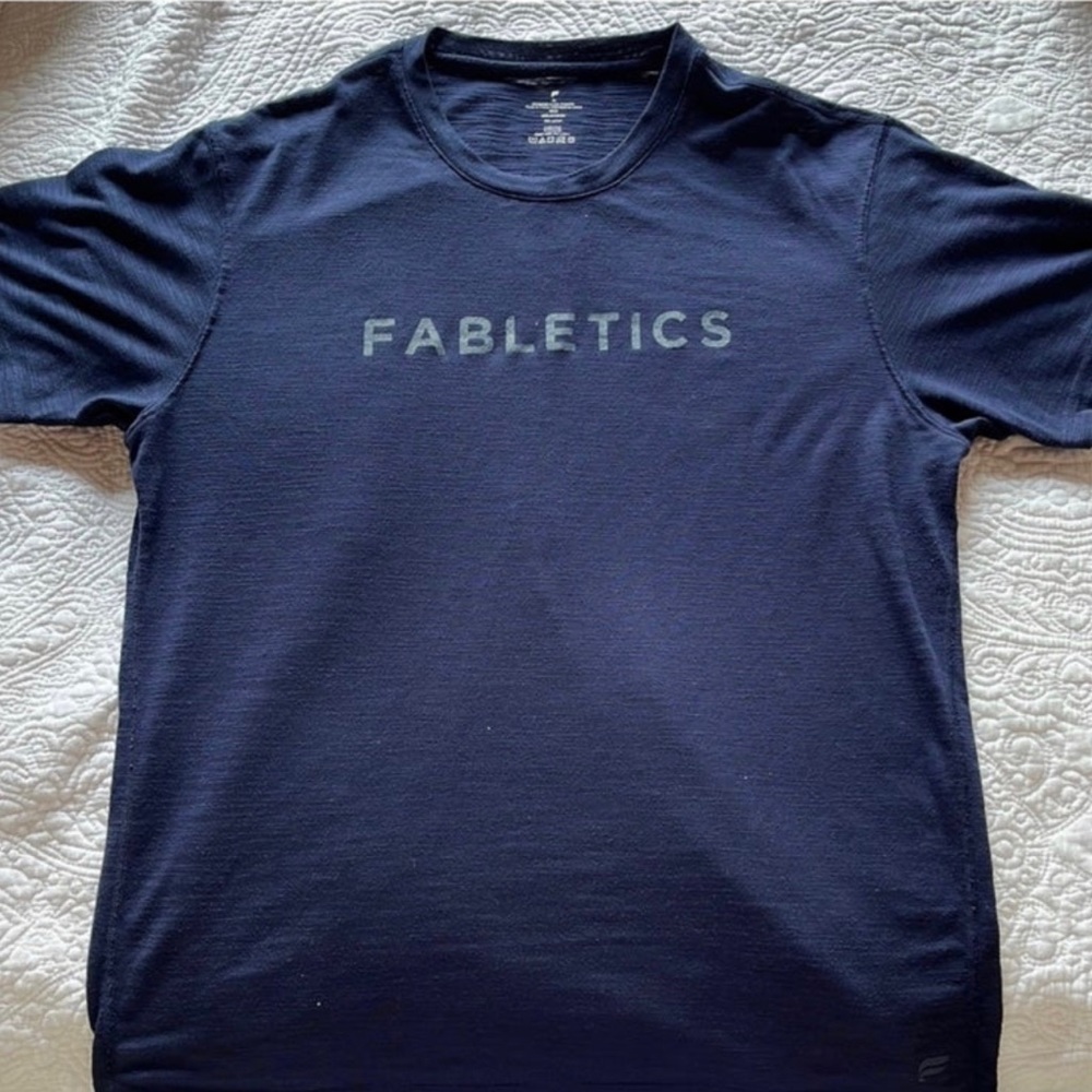 Fabletics shirt